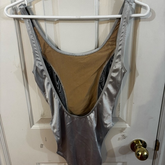 Unreal vintage silver bathing suit - early 90s - Picture 4 of 5